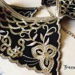 Black And Gold Gorgeous Lace Collar Fashion Fake..
