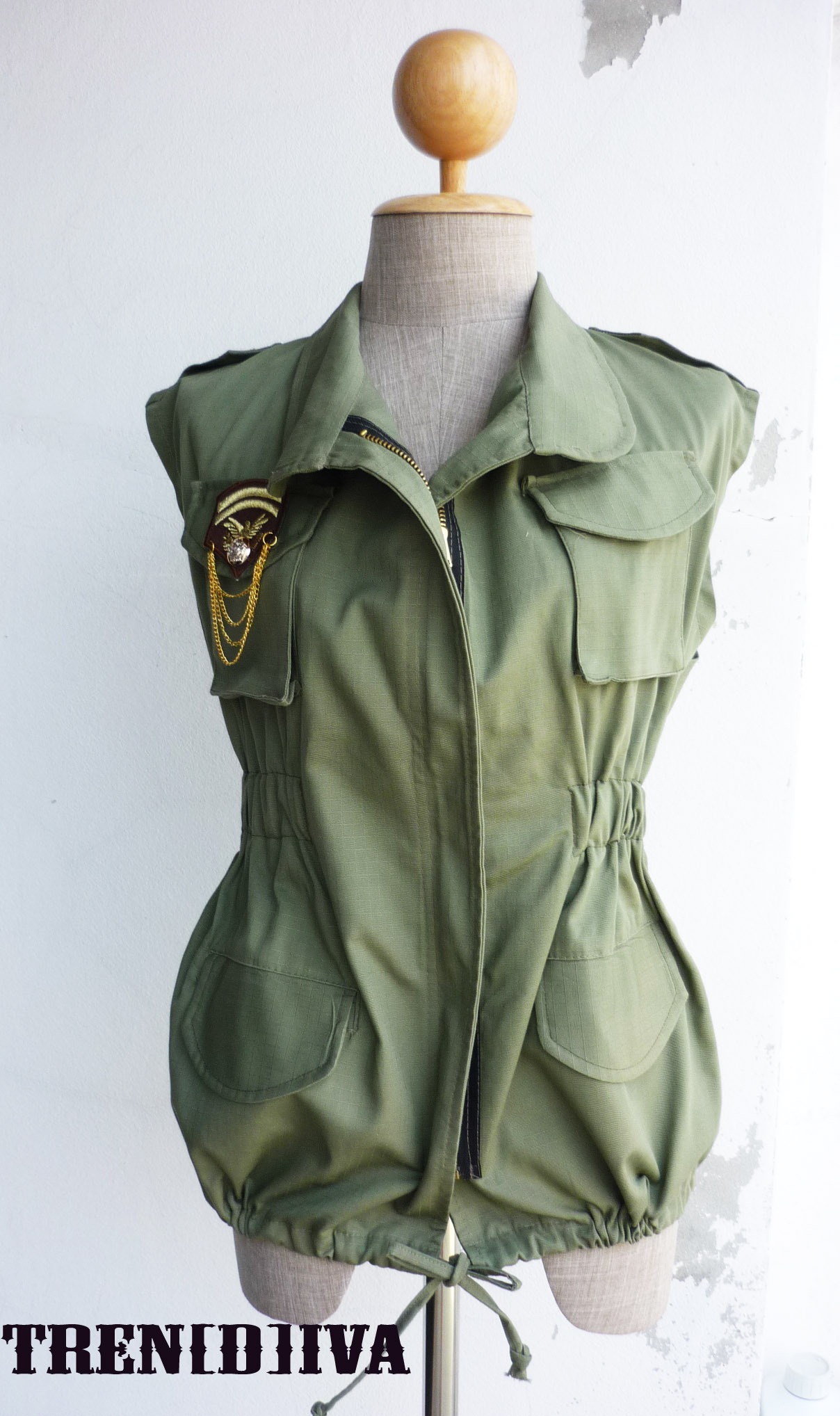 Military Sleeveless Jacket Unisex Size (military Green) on Luulla